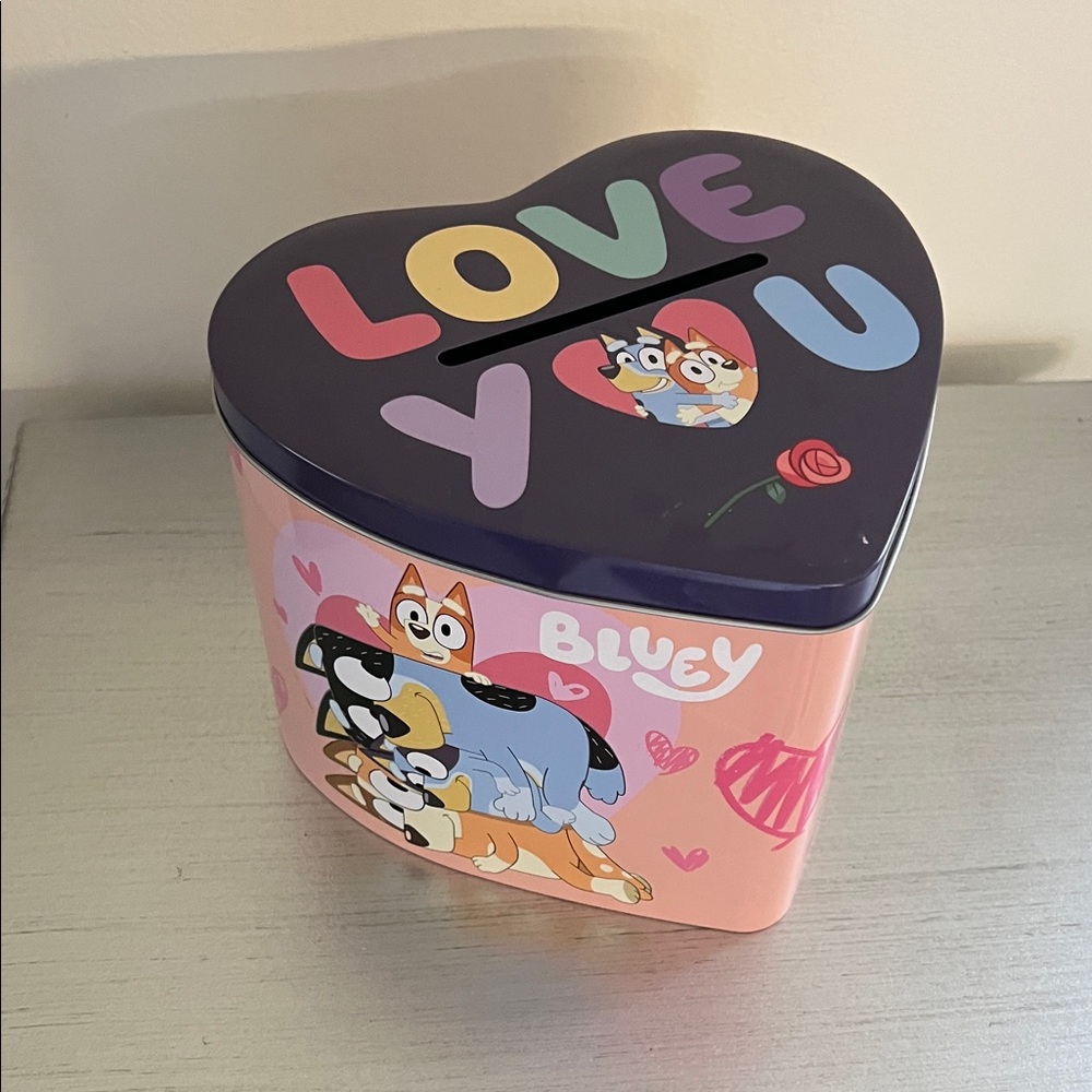 Bluey Heart-Shaped Tin Box